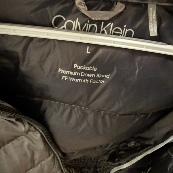 Silver Puffer Jacket - Picture 3 of 3